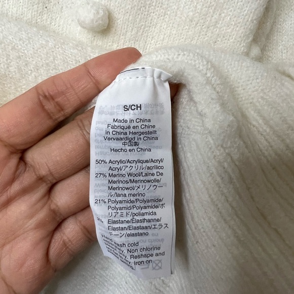 Madewell Bobble V Neck Polka Dot Sweater - Picture 6 of 6